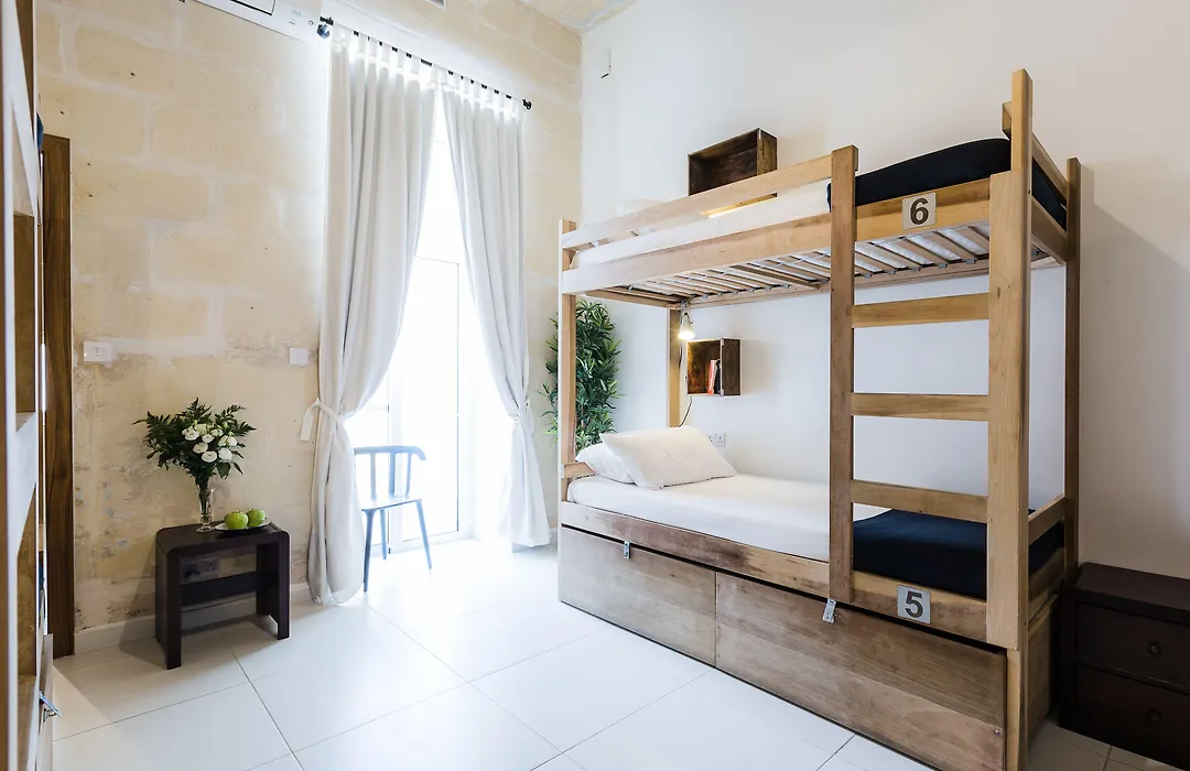 Two Pillows Boutique Hostel-1