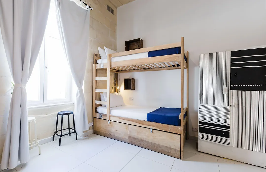 Two Pillows Boutique Hostel-1