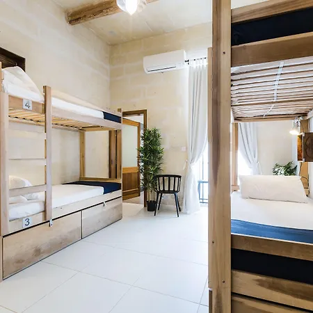 Two Pillows Boutique Hostel-3