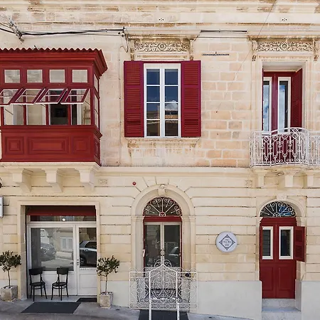 Two Pillows Boutique Hostel-3